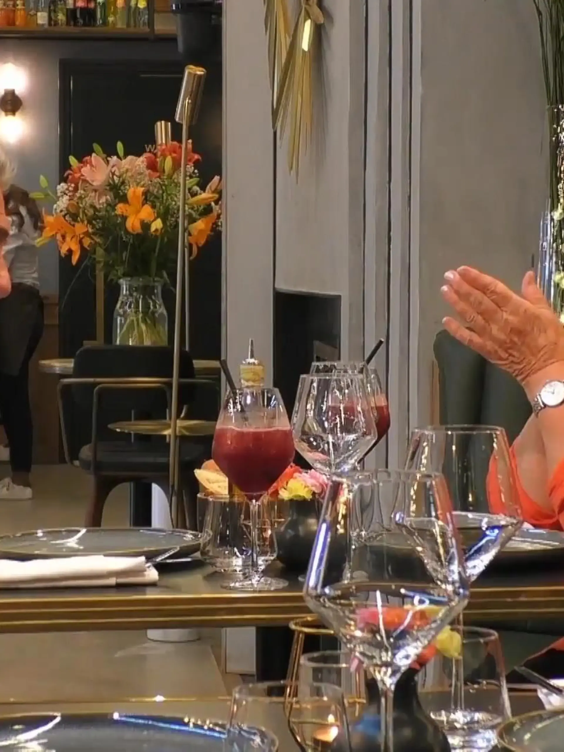 Bild zu: "Es ist so weit! Gerd bekommt die Chance auf ein Date mit Anni"