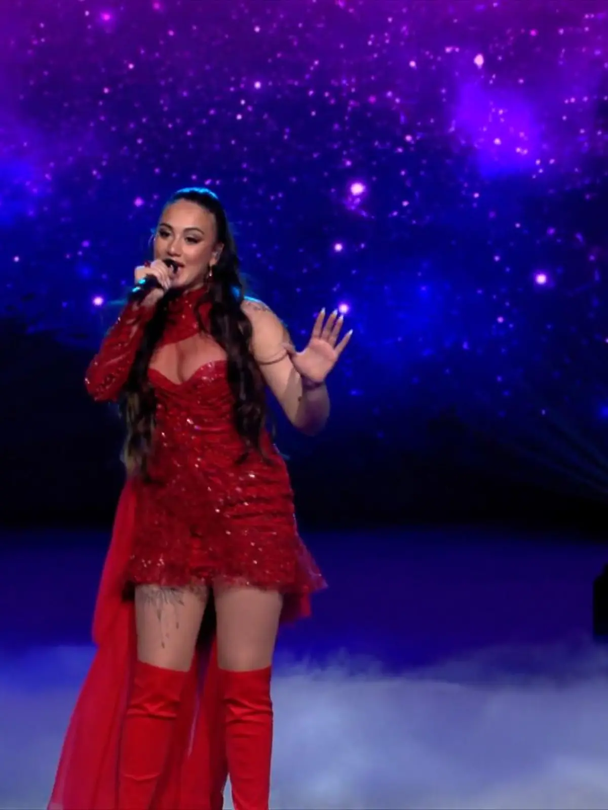 Bild zu: "Chiara D'Amico singt ihren Finalsong "Eine Nacht""