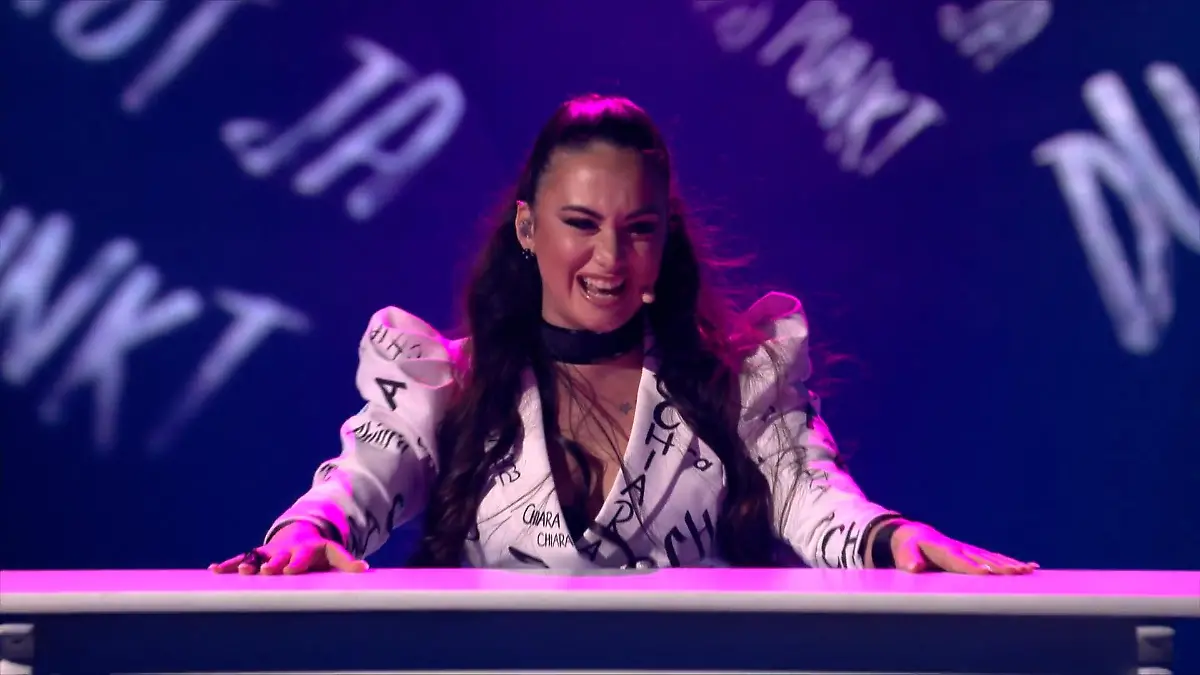 Chiara D'Amico macht einen auf Britney Spears DSDS 2020: Das große Finale