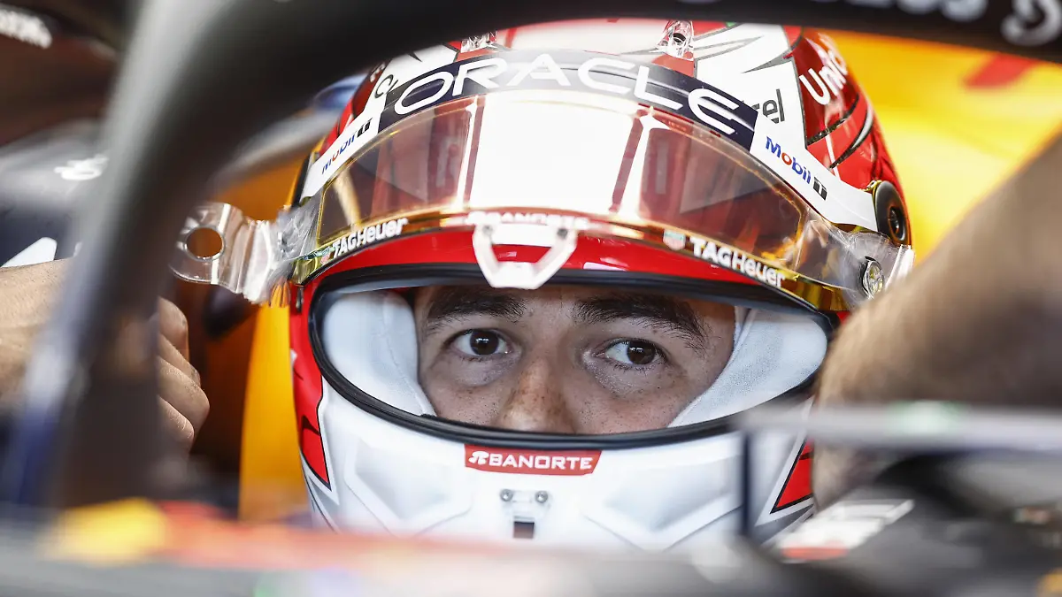  PEREZ Sergio mex, Red Bull Racing RB18, portrait during the Formula 1 Rolex Grosser Preis Von Osterreich 2022, 2022 Austrian Grand Prix, 11th round of the 2022 FIA Formula One World Championship, WM, Weltmeisterschaft from July 8 to 10, 2022 on the Red Bull Ring, in Spielberg, Austria - F1 - AUSTRIAN GRAND PRIX 2022 DPPI/Panoramic PUBLICATIONxNOTxINxFRAxITAxBEL 00122026__R3_1025