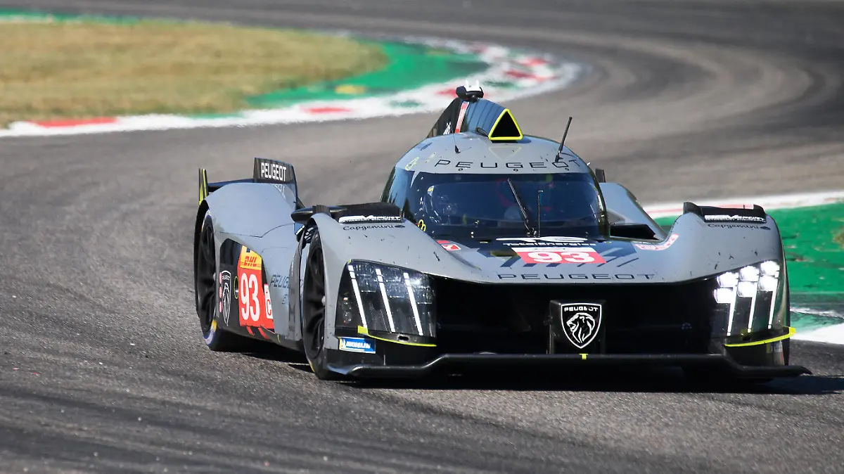  93 PEUGEOT TOTALENERGIES, Paul Di Resta GBR Mikkel Jensen DNK Jean-Eric Vergne FRA - Peugeot 9X8 Hybrid during 6 Hours of Monza 2022 - WEC Fia World Endurance Championship, Endurance in Monza, Italy, July 08 2022 PUBLICATIONxNOTxINxITA Copyright: xValerioxOrigox/xipa-agency.netx/xx 0