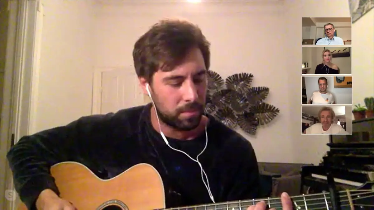 Max Giesinger spielt neuen Song in der #QuarantäneWG 