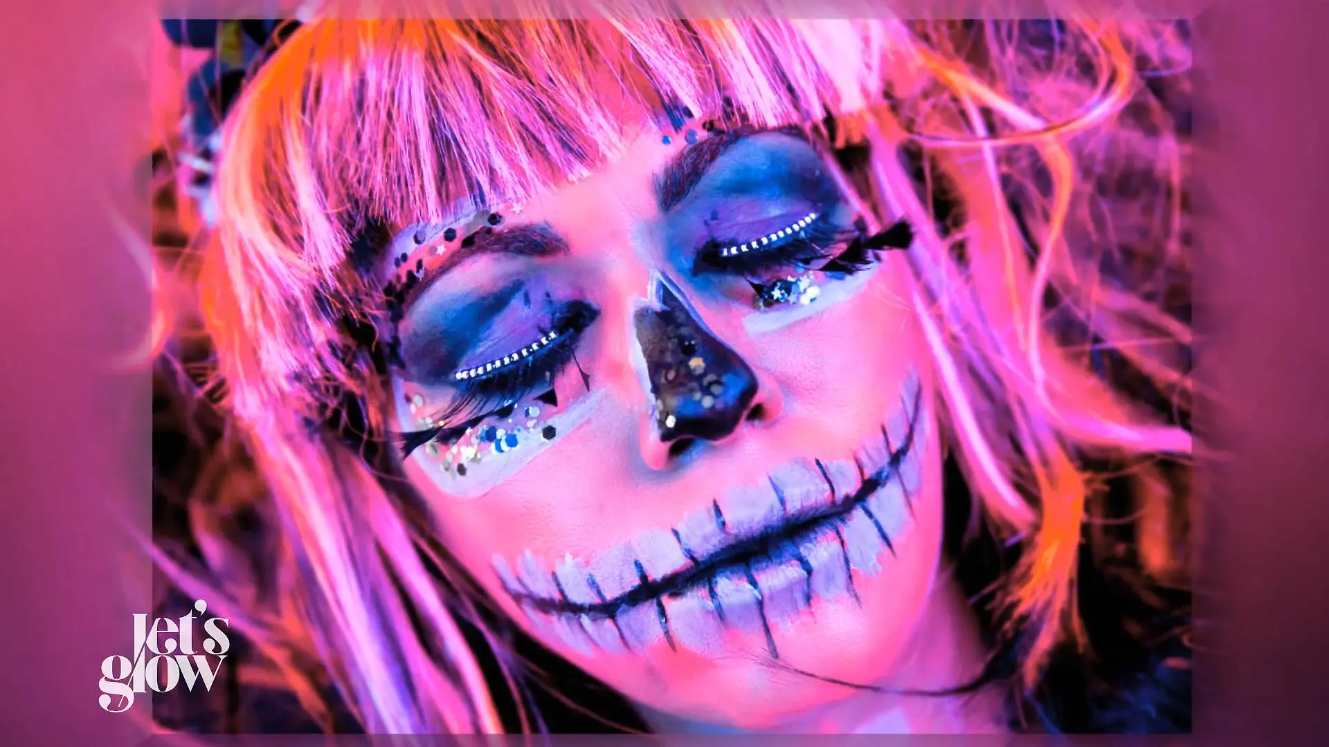 Eine besondere Herausforderung: Black Light! Nicht sehen, was man schminkt