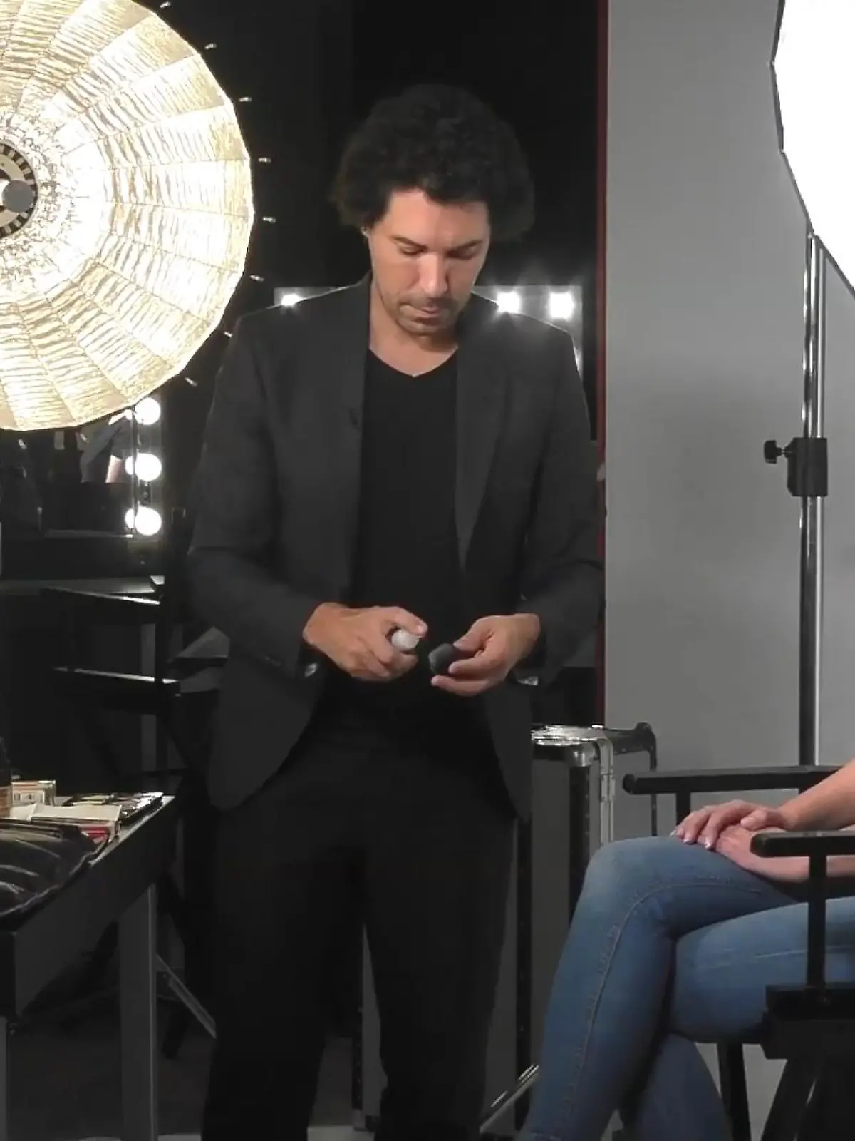 Bild zu: "Natürliches Contouring - perfekt für den Alltag"