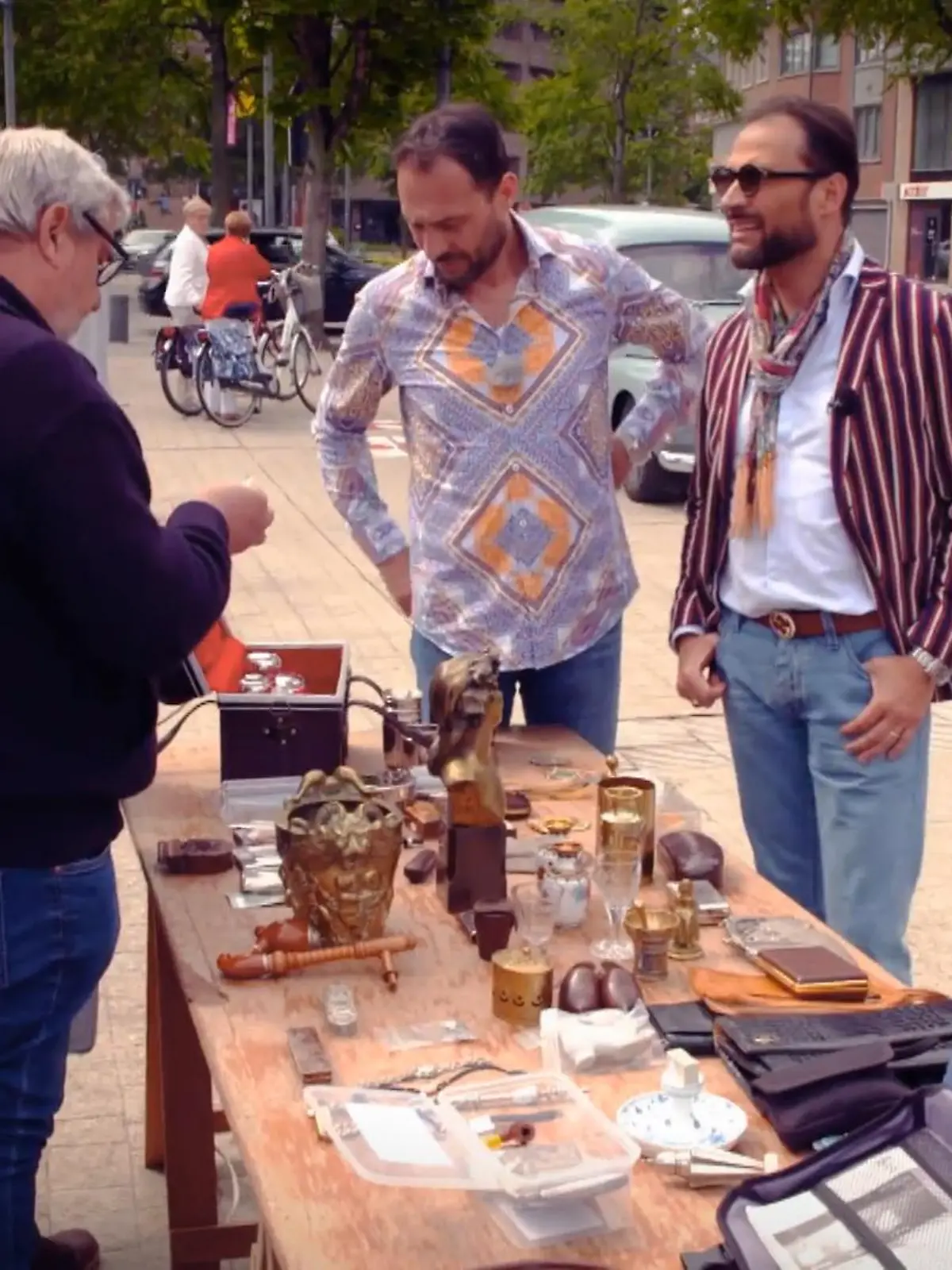 Bild zu: "Wer ergattert die Taschenuhr?"