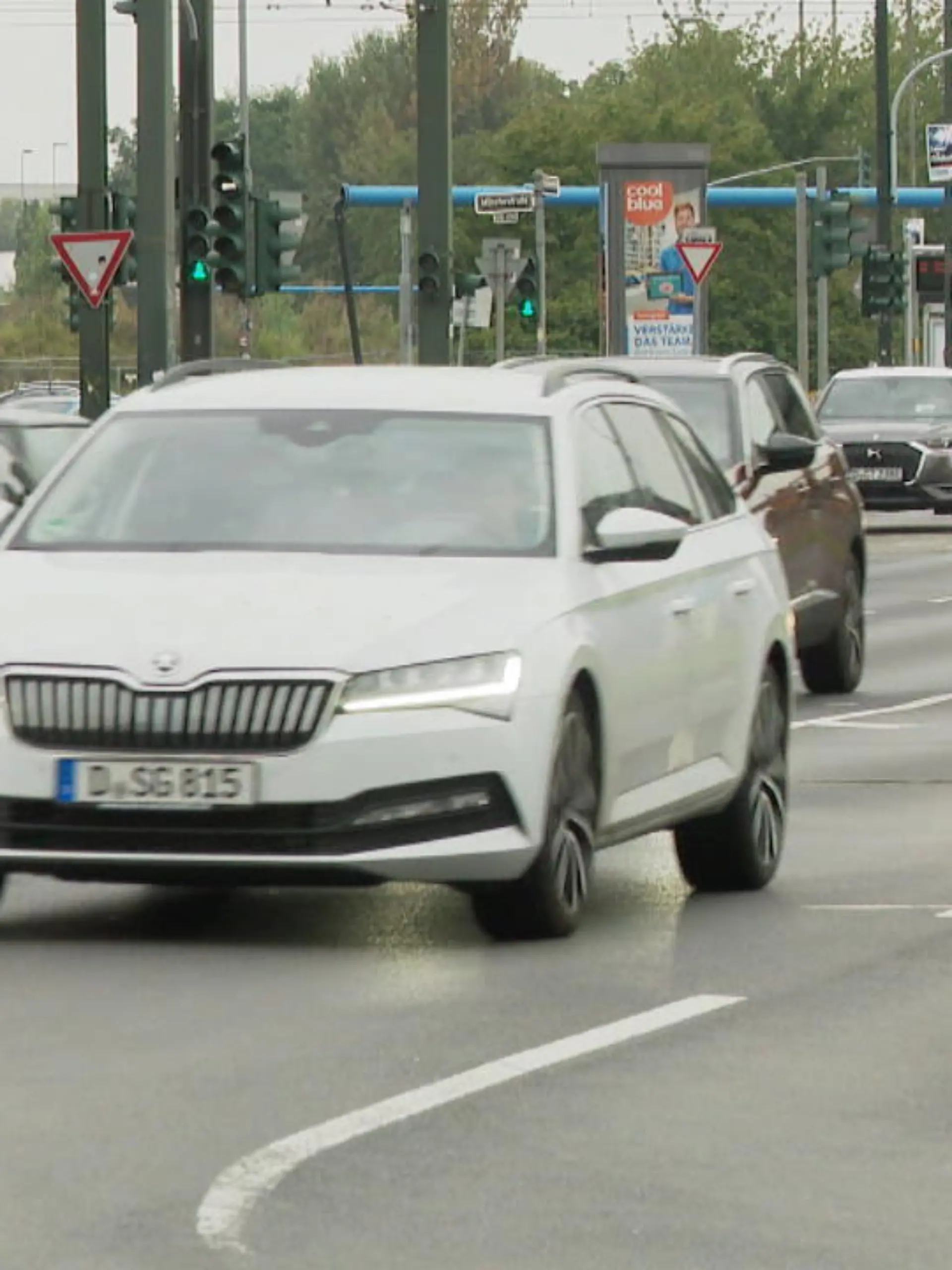 Bild zu: "Führerschein-Wissen im Test"