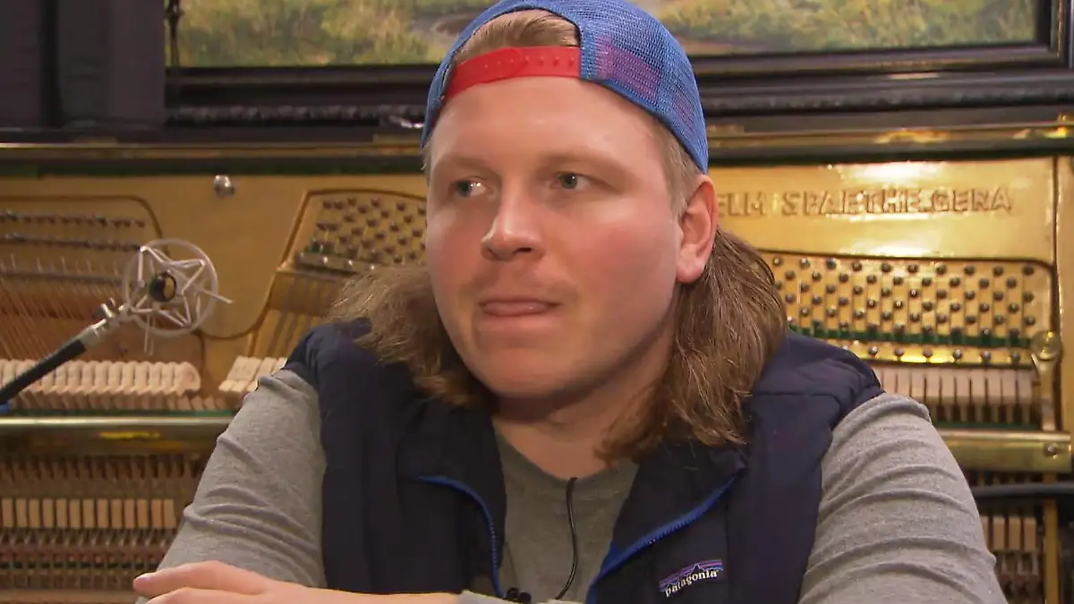 Rapper Finch Asozial will dem Wendler die Freundin abkaufen "Fairer Tausch"