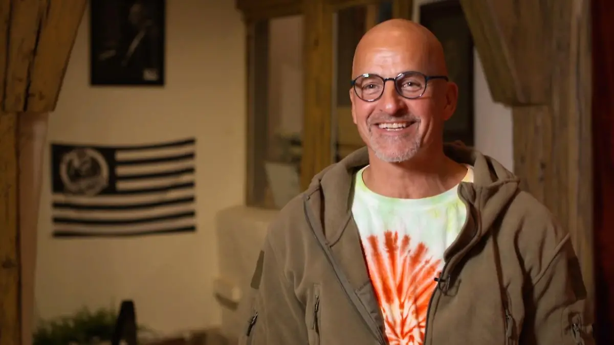 Extrem-Verwandlung beim "Undercover Boss" Haare komplett ab