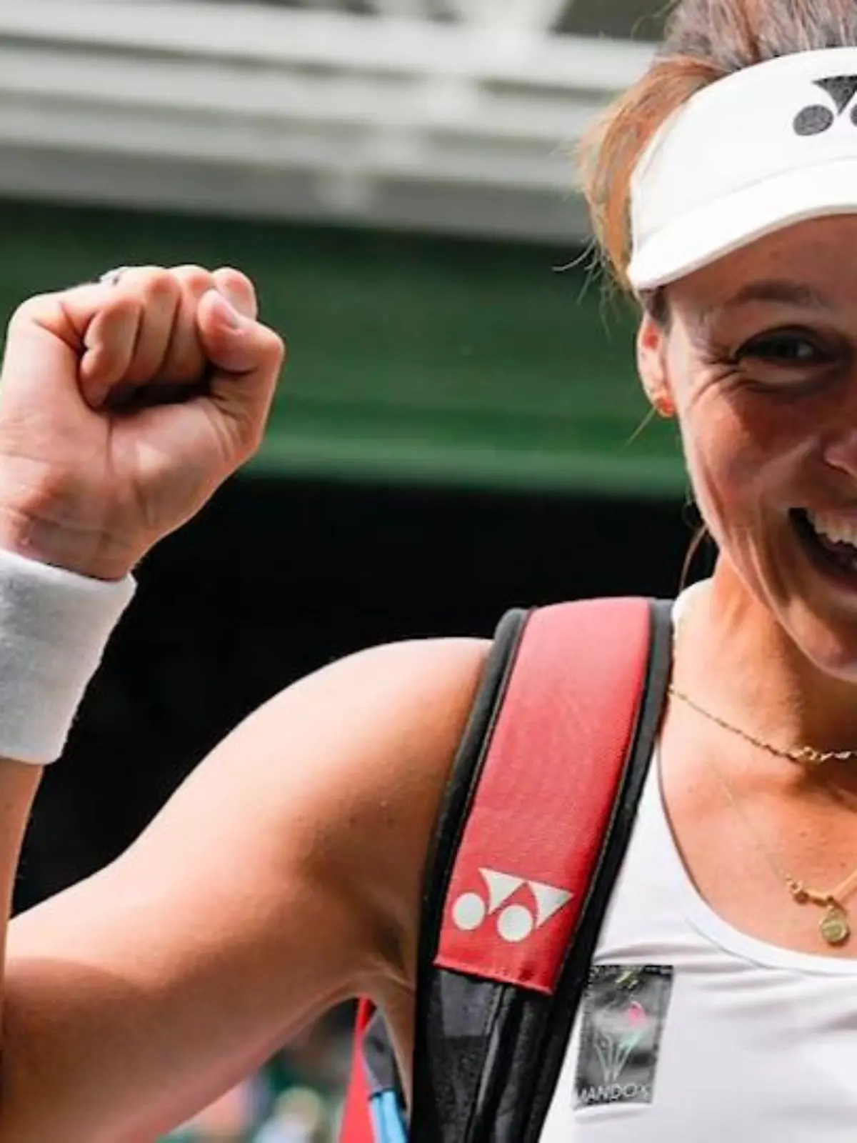 2008 hätte Tatjana Maria fast ihr Leben verloren, jetzt feiert sie ihren bisher größten Triumph. Mit 34 Jahren steht die Deutsche im Halbfinale von Wimbledon. Ein Riesen-Erfolg! Es ist die Geschichte einer Frau, die sich nach einer schweren Krankheit, dem Verlust eines geliebten Menschen und zwei Geburten zurück gekämpft hat auf die Weltbühne des Tennissports. „Keiner hat es so verdient wie sie“, sagt Tennis-Bundestrainerin Barbara Rittner im Interview mit unserer Redaktion über den jüngsten Erfolg.