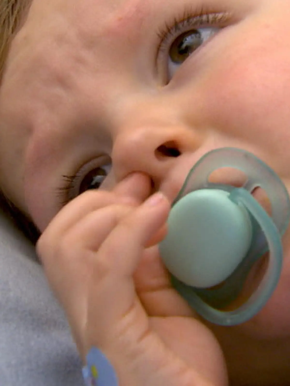 Bild zu: "RSV-Infektionswelle bringt Kinderkrankenhäuser ans Limit"