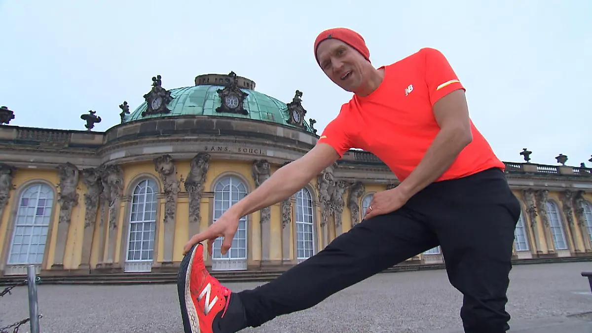 So kämpft Peer Kusmagk täglich gegen seine Alkoholsucht Ehefrau Janni Hönscheid hilft ihm dabei