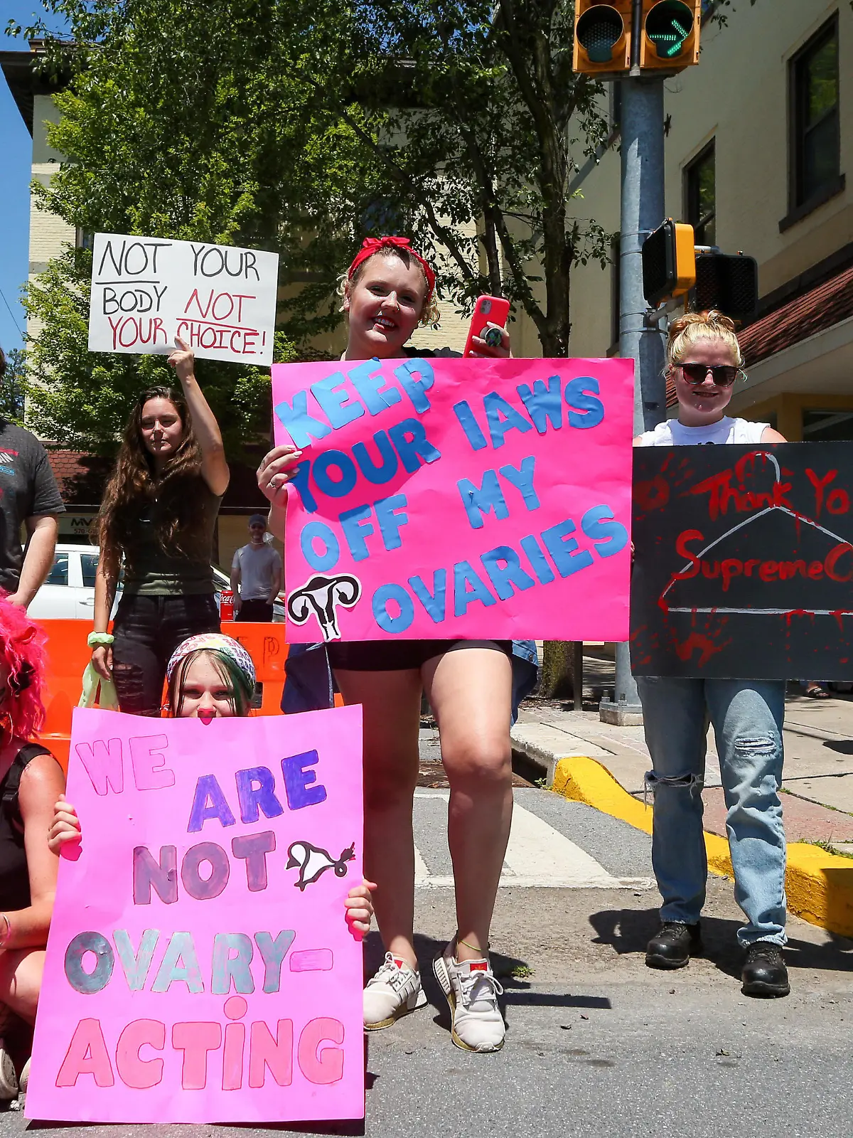  July 3, 2022, Bloomsburg, Pennsylvania, United States: Protesters hold placards expressing their opinion during an abortion rights rally. About 100 people attended the rally which was organized in response to the United States Supreme Court s decision to overturn Roe v. Wade and to eliminate the right to abortion access. Bloomsburg United States - ZUMAs197 20220703_zaa_s197_096 Copyright: xPaulxWeaverx