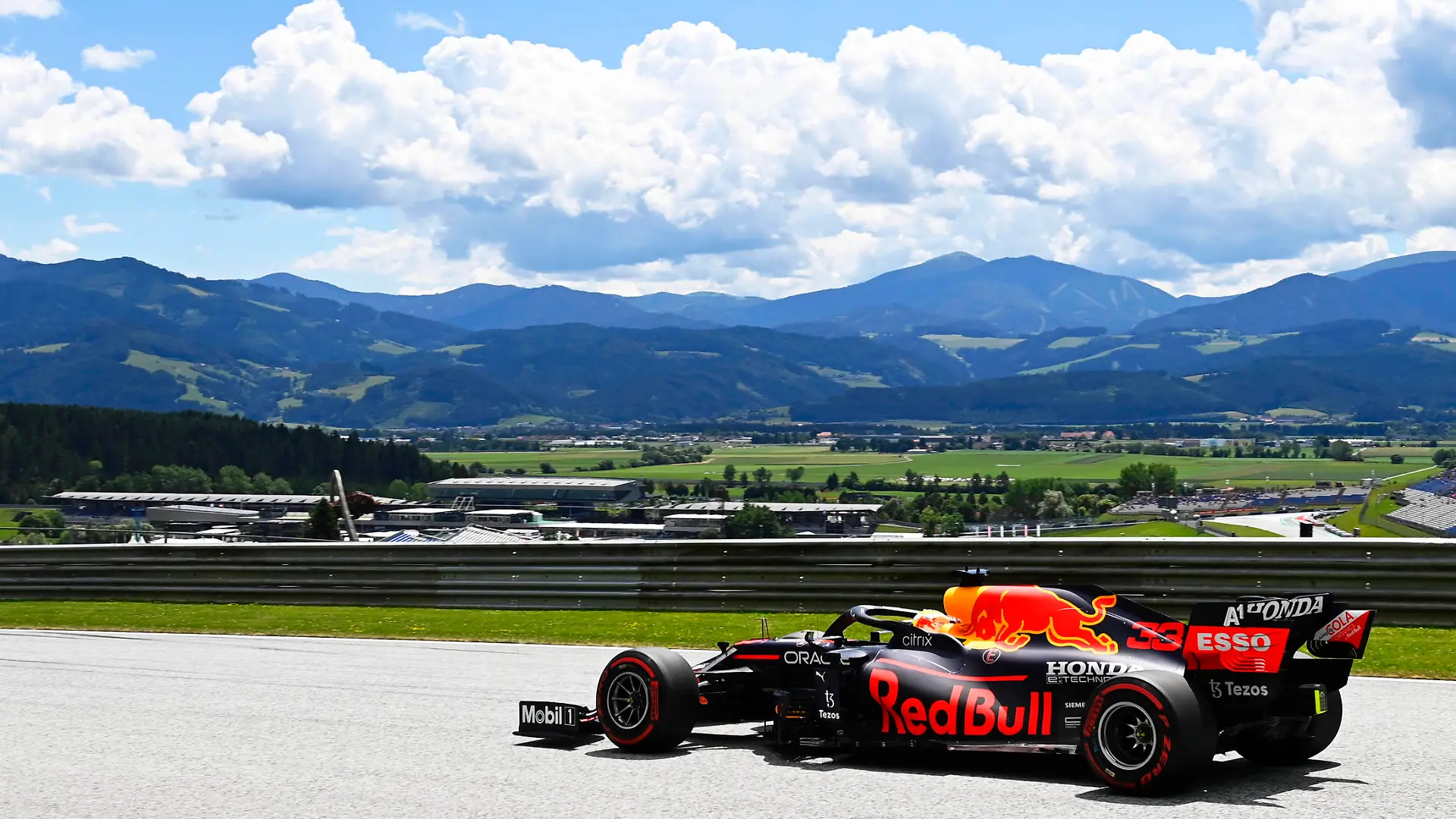 Formula 1 2021: Styrian GP RED BULL RING, AUSTRIA - JUNE 26: Max Verstappen, Red Bull Racing RB16B during the Styrian GP at Red Bull Ring on Saturday June 26, 2021 in Spielberg, Austria. Photo by Mark Sutton / Sutton Images Images PUBLICATIONxINxGERxSUIxAUTxHUNxONLY GP2108_103410_MS22378