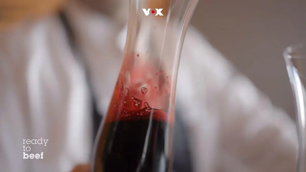Maximilian Lorenz kocht mit Schweineblut Die geheime Zutat bei "Ready to beef"