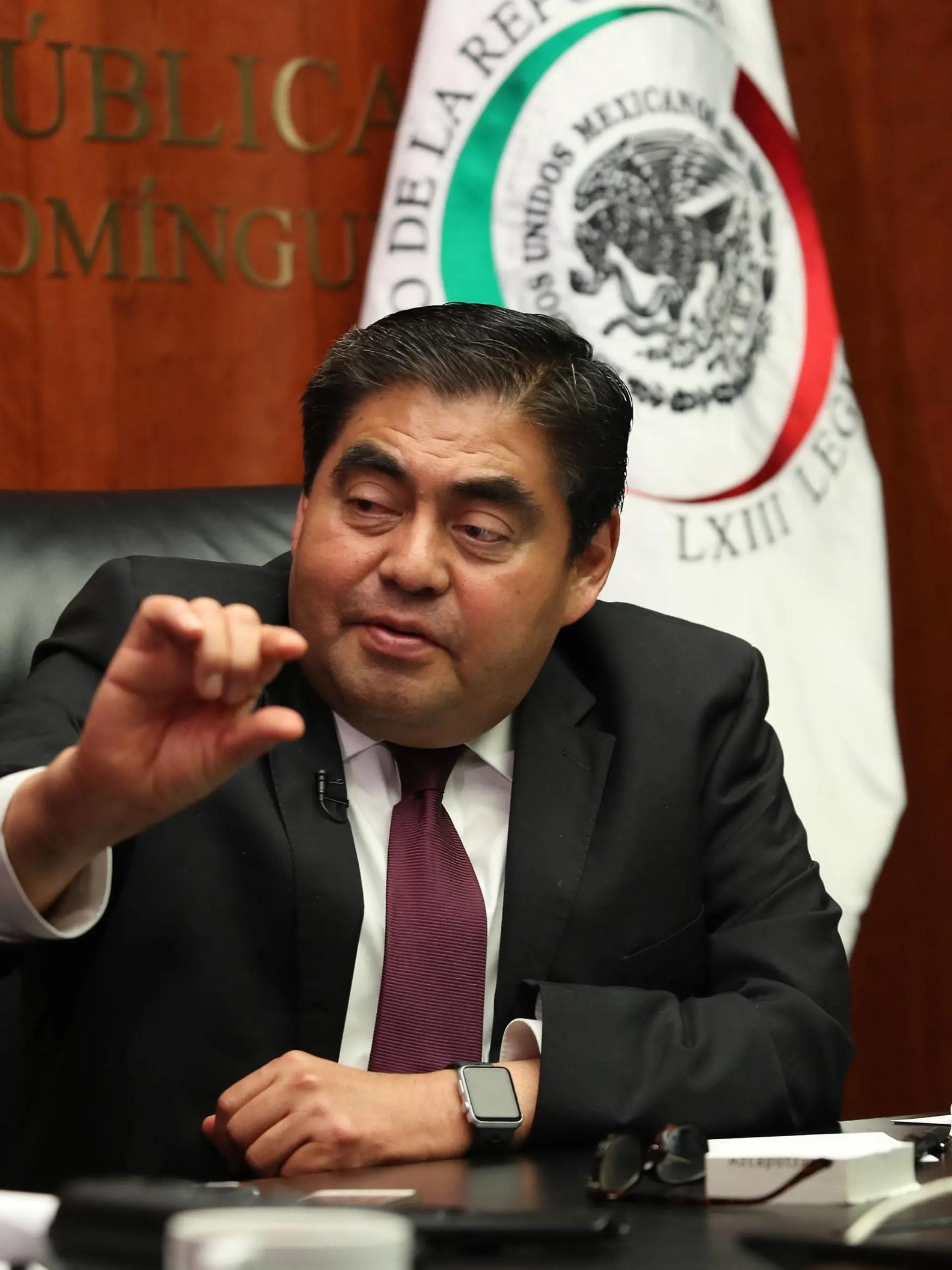 February 1, 2018 - EUM20180201POL39.JPG.CIUDAD DE MEXICO.- Interview/Entrevista-Miguel Barbosa.- Con el Frente, PRD va al basurero de la historia , senala en entrevista, Miguel Barbosa Huerta, senador y aspirante a la gubernatura de Puebla por Morena. Foto: Agencia EL UNIVERSAL/ /RCC. PUBLICATIONxINxGERxSUIxAUTxONLY - ZUMAu78_ 20180201_zaf_u78_096 Copyright: xValentexRosasx  