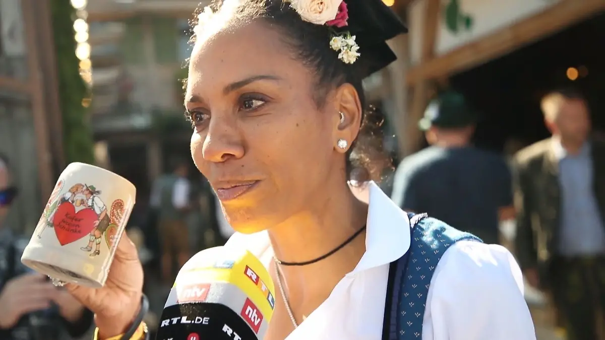 Ups! Barbara Becker verplappert sich Hat Boris Becker eine Freundin?