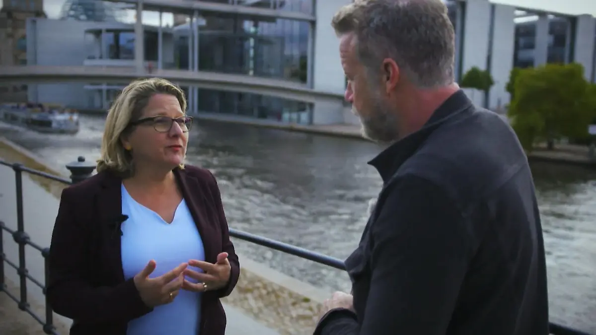 Jenke trifft Bundesumweltministerin Svenja Schulze Was macht die Politik gegen Plastik?