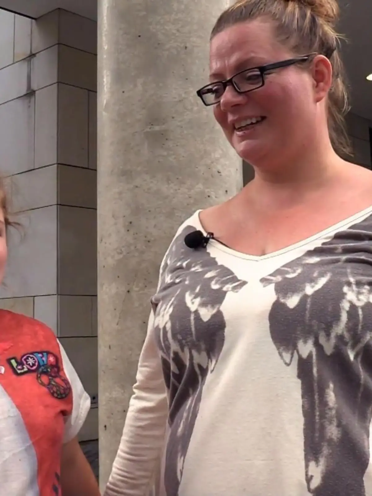 Bild zu: "Kleider-Shoppen als Belohnung"