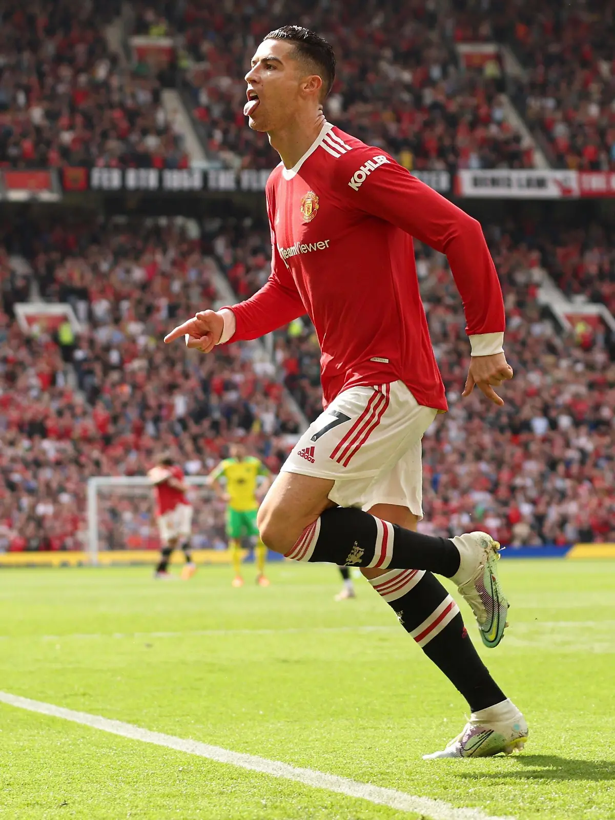  Mandatory Credit: Photo by Paul Currie/Shutterstock 12894309af Cristiano Ronaldo of Manchester United, ManU celebrates scoring the 1st goal Manchester United v Norwich City, Premier League, Football, Old Trafford, Manchester, UK - 16 Apr 2022 EDITORIAL USE ONLY No use with unauthorised audio, video, data, fixture lists, club/league logos or live services. Online in-match use limited to 120 images, no video emulation. No use in betting, games or single club/league/player publications. Manchester United v Norwich City, Premier League, Football, Old Trafford, Manchester, UK - 16 Apr 2022 EDITORIAL USE ONLY No use with unauthorised audio, video, data, fixture lists, club/league logos or live services. Online in-match use limited to 120 images, no video emulation. No use in betting, games or single club/league/player publications. PUBLICATIONxINxGERxSUIxAUTXHUNxGRExMLTxCYPxROMxBULxUAExKSAxONLY Copyright: xPaulxCurrie/Shutterstockx 12894309af
