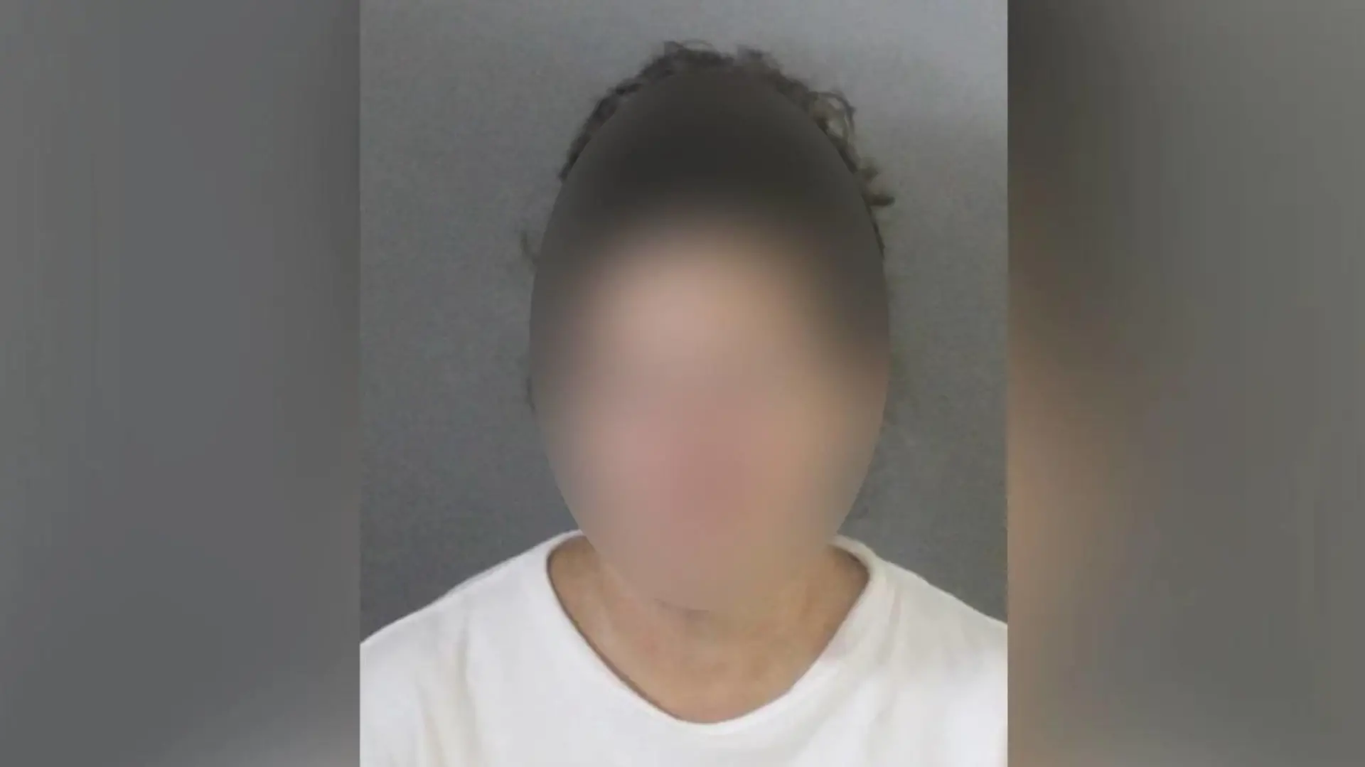Rhonda J. wurde von der Polizei festgenommen.