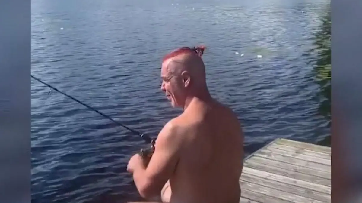 Till Lindemann zieht blank! Nacktangeln in Finnland