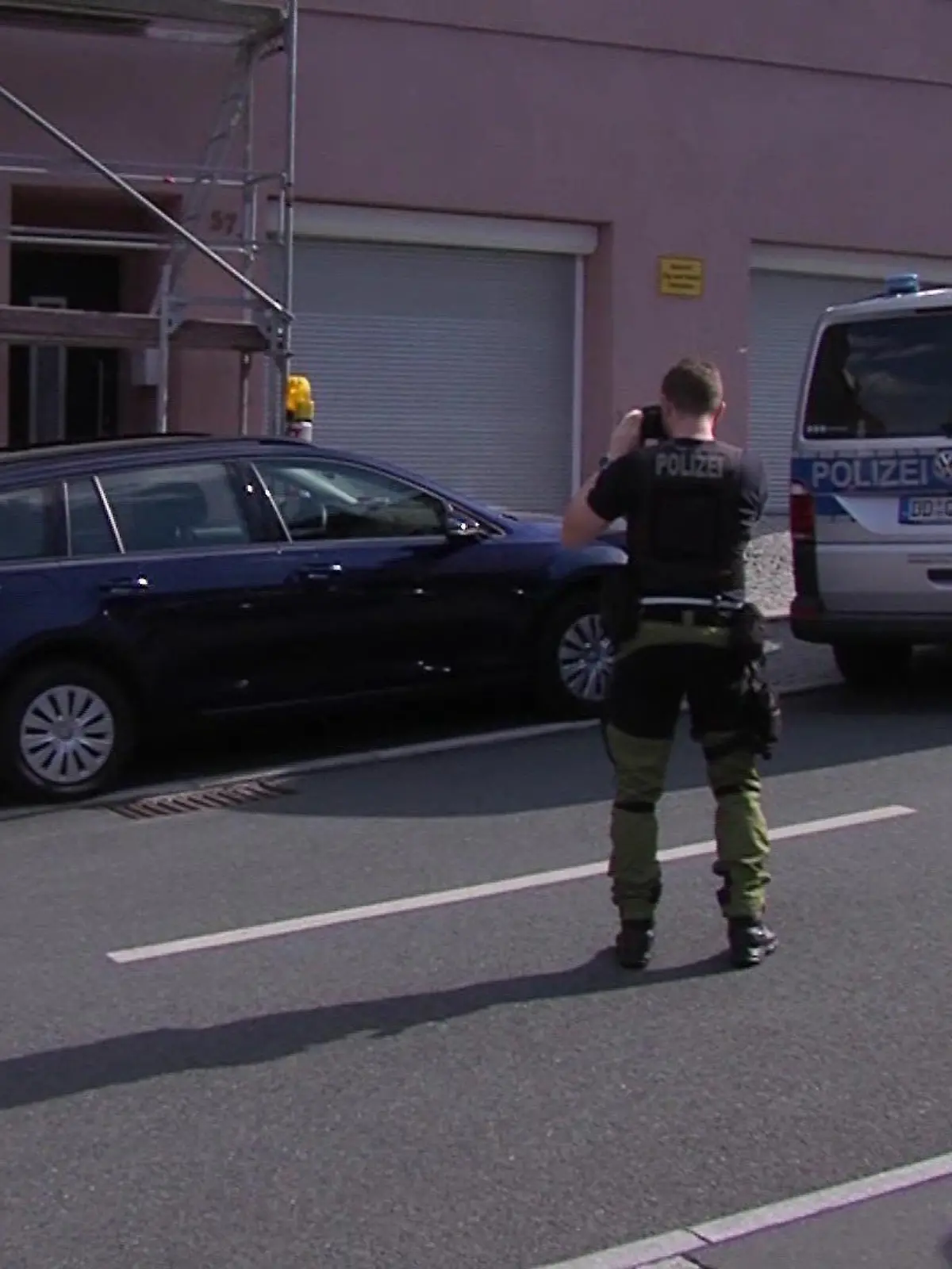 Vogtland: Nachbarn hörten die Frau um Hilfe schreien.