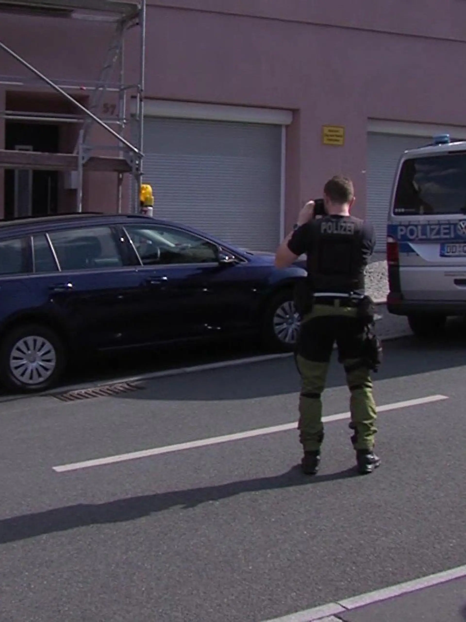 Vogtland: Nachbarn hörten die Frau um Hilfe schreien.