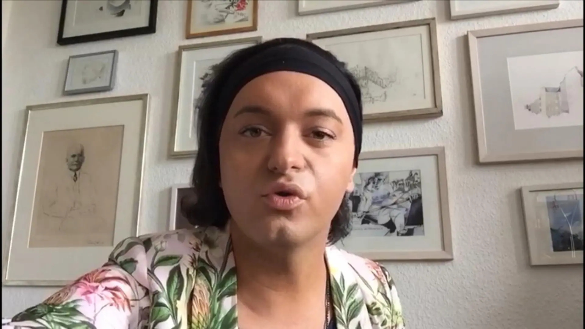 Julian F.M. Stoeckel zu seinem Coming-Out Themenwoche Vielfalt