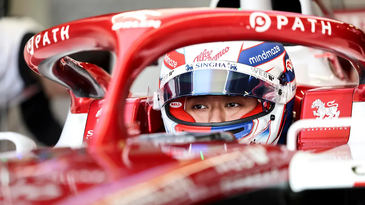 24 Guanyu Zhou CHN, Alfa Romeo F1 Team ORLEN, F1 Grand Prix of Great Britain at Silverstone Circuit on July 1, 2022 in Silverstone, United Kingdom. Photo by HOCH ZWEI Silverstone United Kingdom *** 24 Guanyu Zhou CHN, Alfa Romeo F1 Team ORLEN , F1 Grand Prix of Great Britain at Silverstone Circuit on July 1, 2022 in Silverstone, United Kingdom Photo by HOCH ZWEI Silverstone United Kingdom