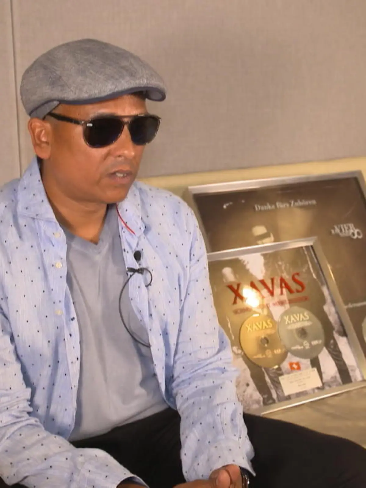 Bild zu: "Xavier Naidoo zurück im Tonstudio"