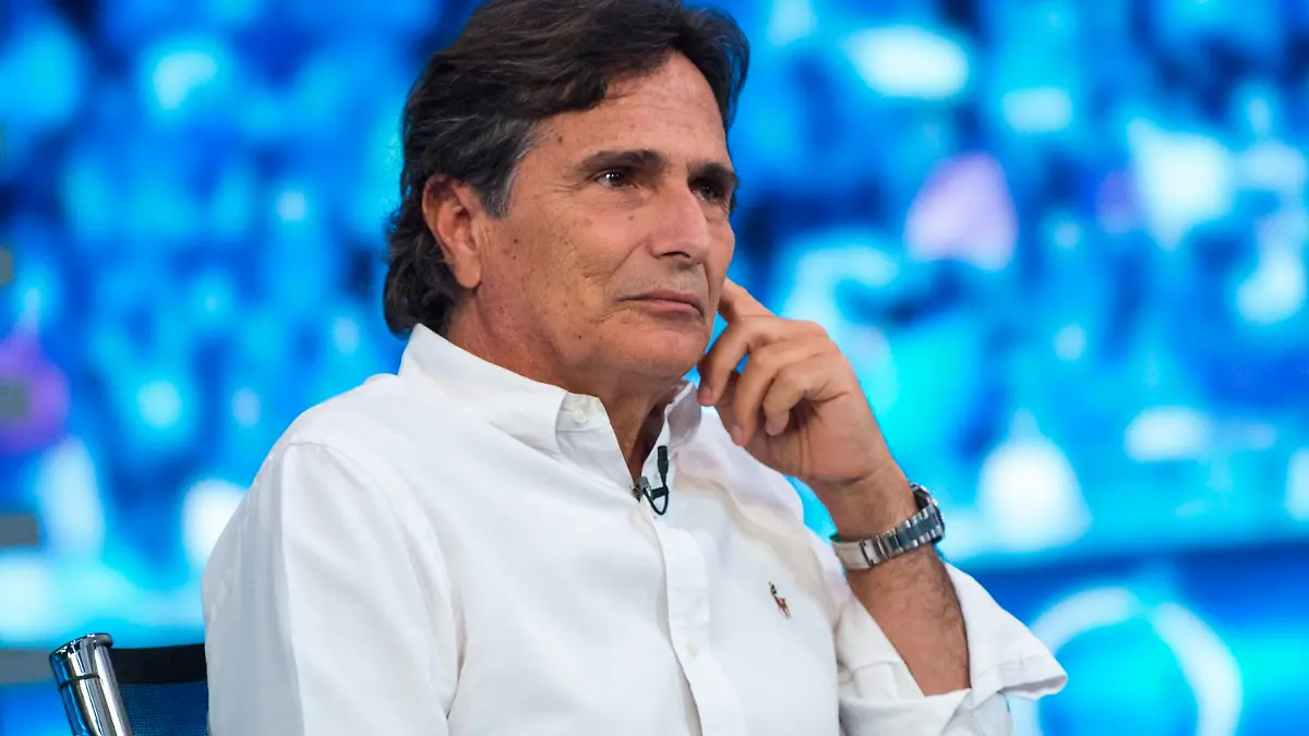FILE - Three-time world champion Formula One racer Nelson Piquet of Brazil attends the shooting of the Hungarian Television's Formula One magazine in Budapest, Hungary, July 23, 2015. Piquet apologized to Lewis Hamilton on Wednesday, June 29, 2022 saying the racial term he used about the Mercedes driver was “ill thought out” but was not meant to be offensive. The 69-year-old Brazilian has faced heavy criticism this week over comments he made in Portuguese last November on a podcast where he referred to Hamilton as “neguinho,” which means “little Black guy.” (Janos Marjai/MTI via AP, file)