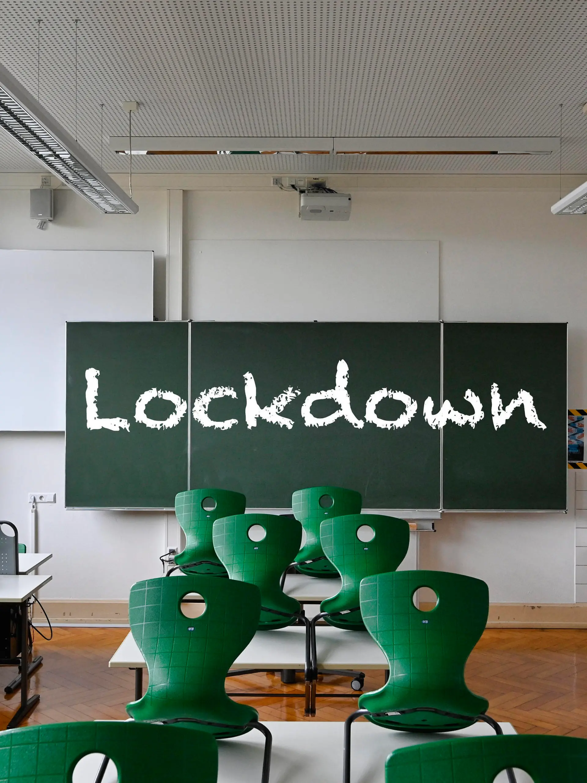  Tafel mit Aufschrift LOCKDOWN, harter Lockdown ab 16.12.2020 in Deutschland, Klassenzimmer, Corona-Krise, Deutschland Tafel Harter Lockdown Corona *** Board with inscription LOCKDOWN, hard lockdown from 16 12 2020 in Germany, classroom, corona crisis, Germany Board hard lockdown corona