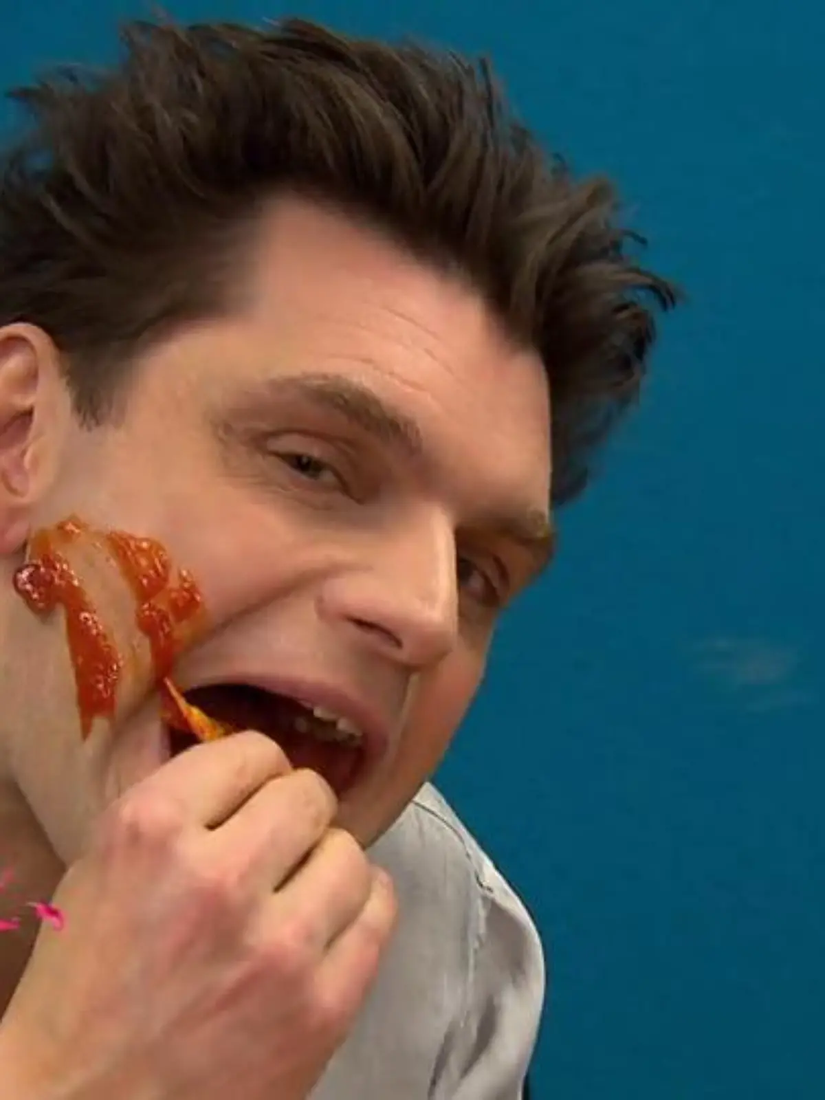Bild zu: "Wer leckt Lutz die Salsa aus dem Gesicht?"