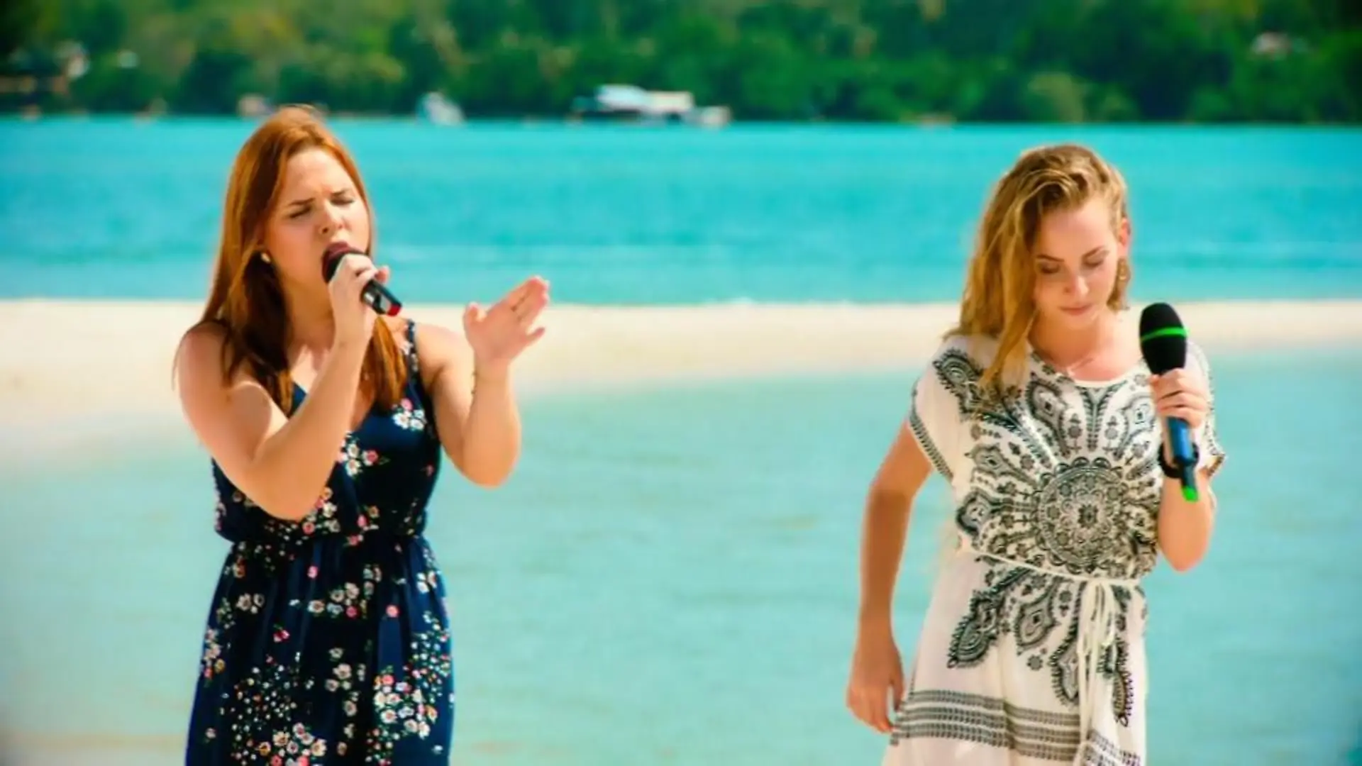 Power-Performance von Angelina und Clarissa "Schmetterlinge der Töne"