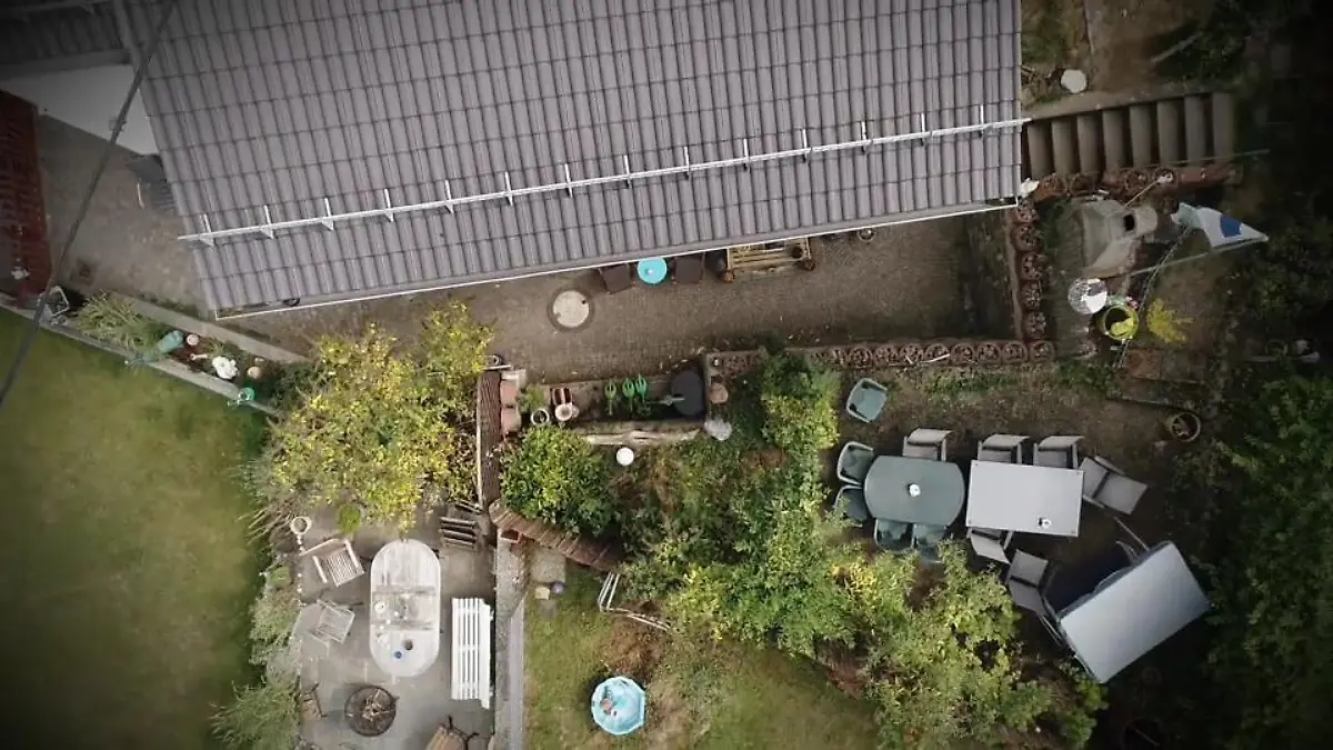 Dieser Garten ist mehrstöckig und komplex Die "Unwohlfühloase"