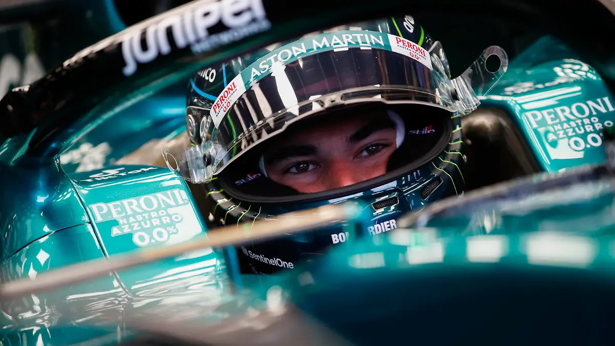 Formula 1 2022: British GP SILVERSTONE CIRCUIT, UNITED KINGDOM - JULY 01: Lance Stroll, Aston Martin during the British GP at Silverstone Circuit on Friday July 01, 2022 in Northamptonshire, United Kingdom. Photo by Zak Mauger / LAT Images Images PUBLICATIONxINxGERxSUIxAUTxHUNxONLY GP2210_115529_54I6497