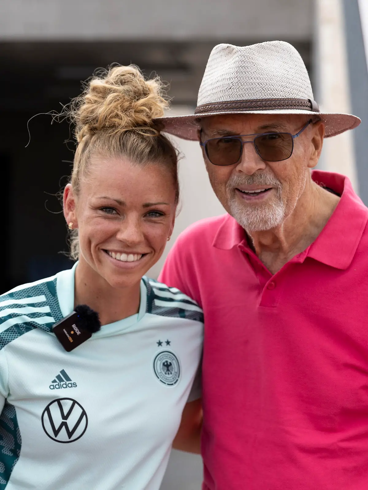 HERZOGENAURACH, GERMANY - JUNE 27: Linda Dallmann with Franz Beckenbauer during the training camp of the German Women's national football team on June 27, 2022 in Herzogenaurach, Germany. (Photo by Maja Hitij/Getty Images for DFB)