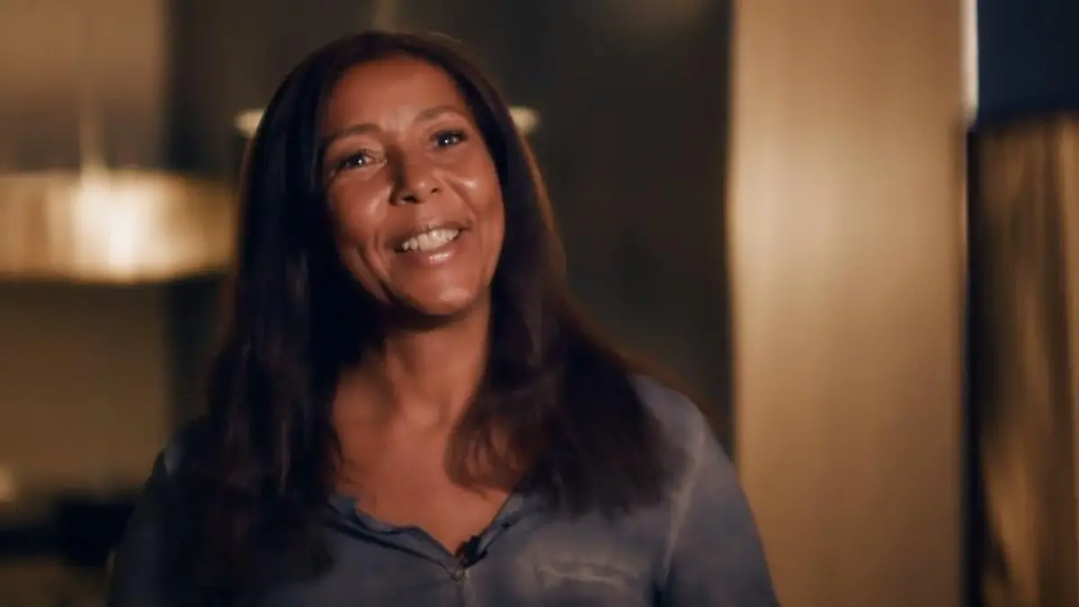 Andrejs Mutter Monika freut sich auf seine Reise Das wünscht sie ihrem Sohn als Bachelor