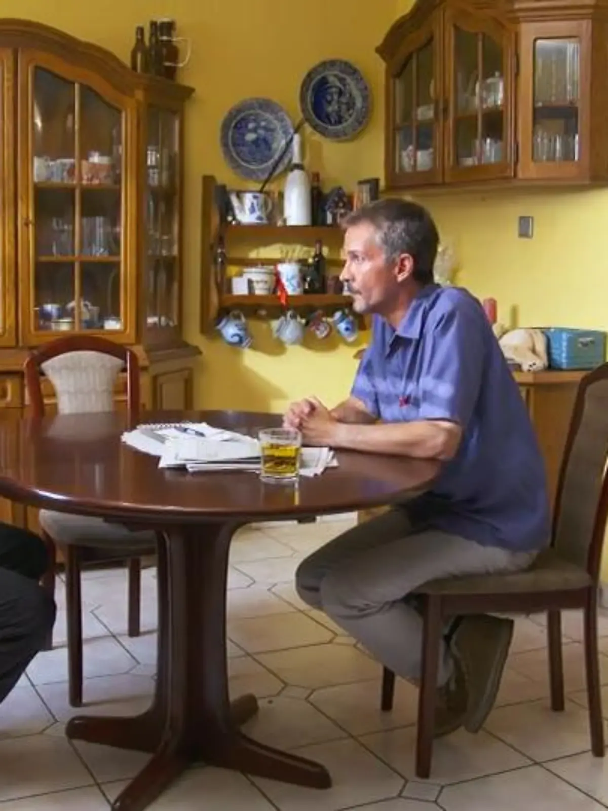 Bild zu: "Geständnis bei der Hausdruchsuchung"