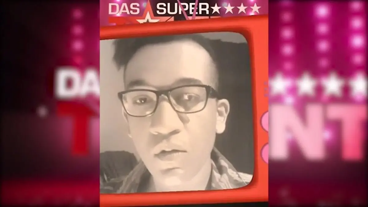 Miron L. Dein Super-Moment