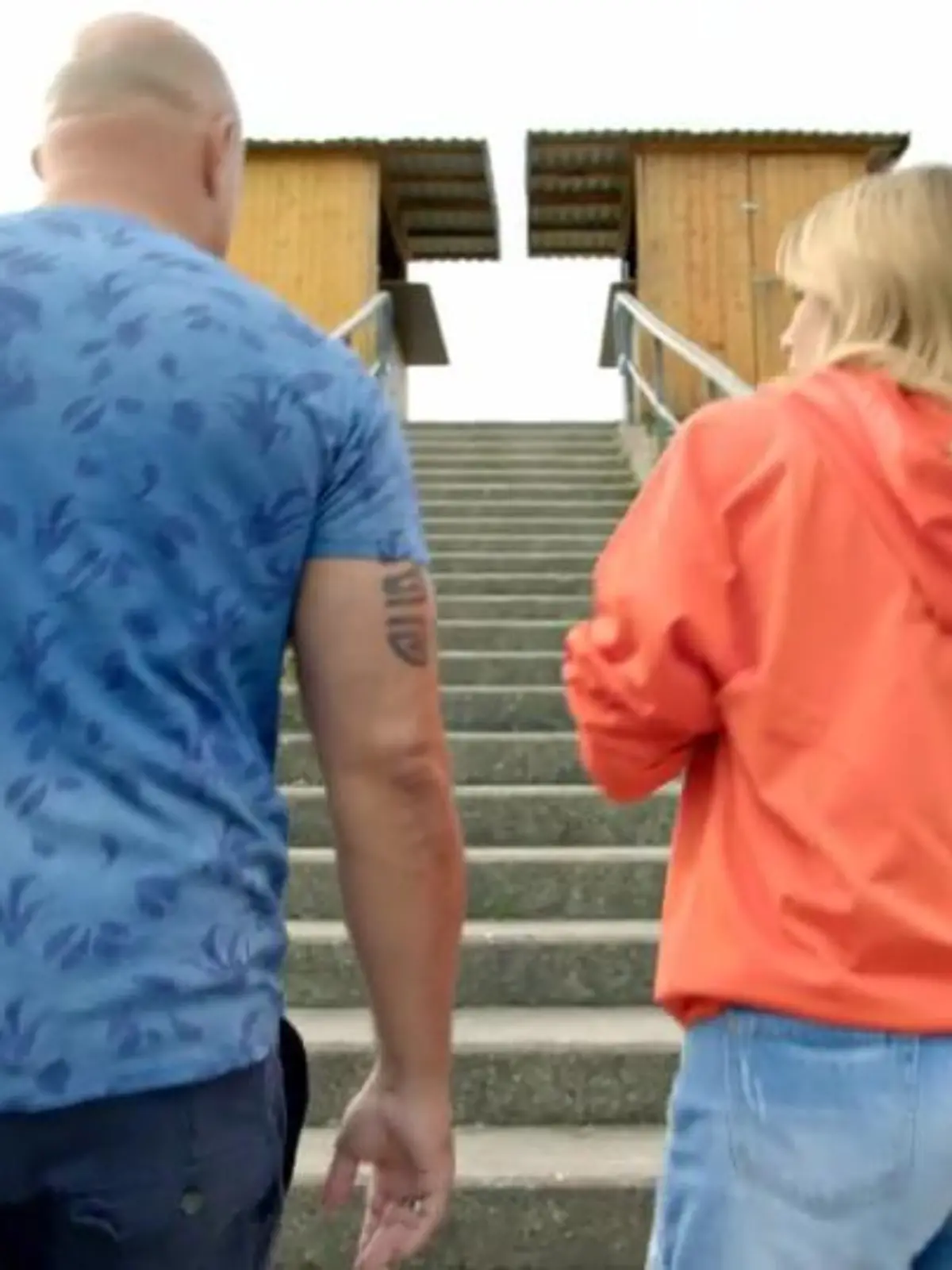 Bild zu: "Was erwartet Detlef und Panagiota hinterm Deich?"