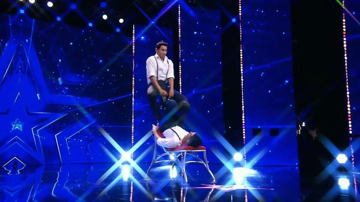 Brüder begeistern mit cooler Akrobatik-Nummer Das Supertalent 2018: Show 11