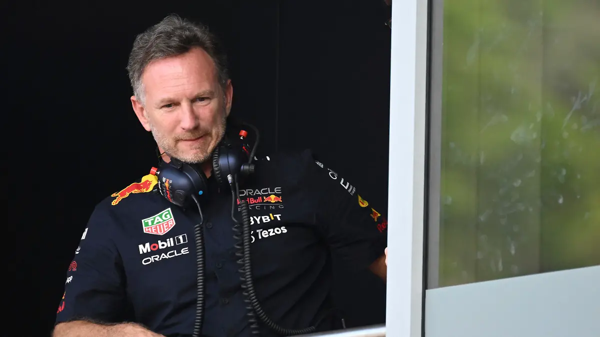 ARCHIV - 28.05.2022, Monaco: Motorsport: Formel-1-Weltmeisterschaft, Grand Prix von Monaco, Qualifying: Team Chef Christian Horner von Red Bull Racing. In der Debatte um hoppelnde Formel-1-Autos ist der Zwist zwischen Red Bull und Mercedes neu entflammt (zu dpa «Streit um Hoppel-Autos: Red-Bull-Boss widerspricht Mercedes») Foto: Christian Bruna/EPA Pool/AP/dpa +++ dpa-Bildfunk +++