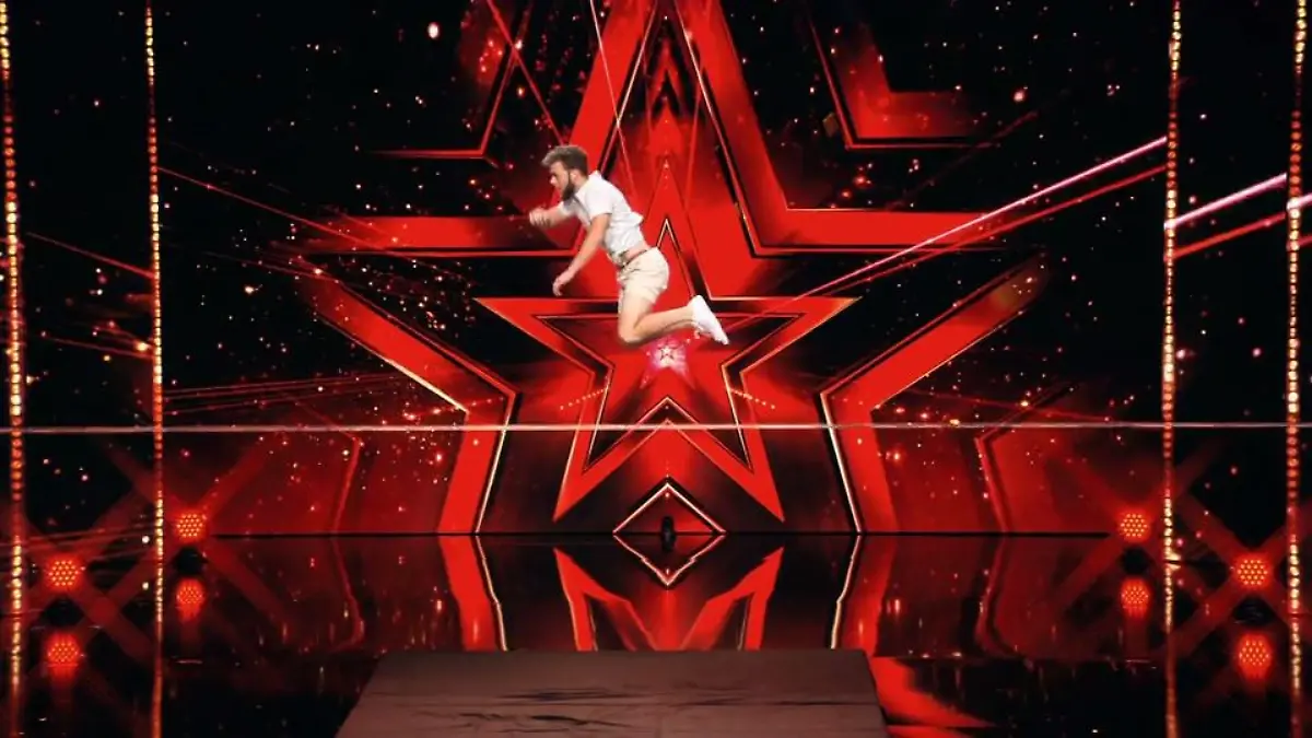 Elliott Peier begeistert auf der Slackline Das Supertalent 2018: Show 8