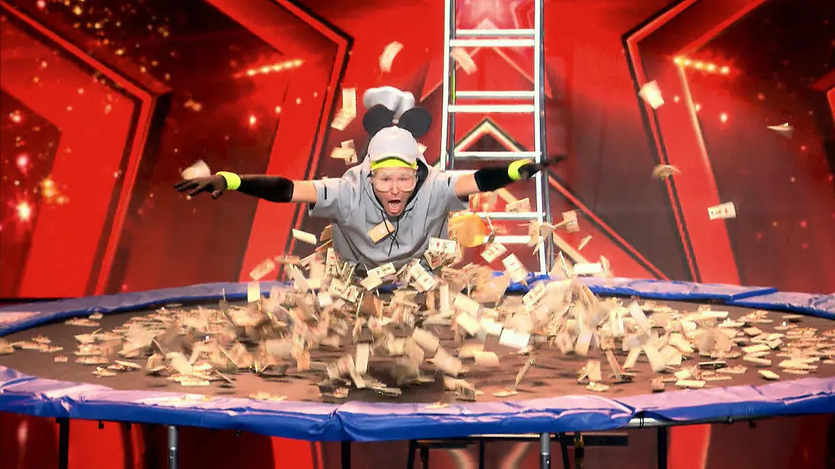 Die "Stuntman-Maus" fällt gnadenlos durch Das Supertalent 2018: Show 6