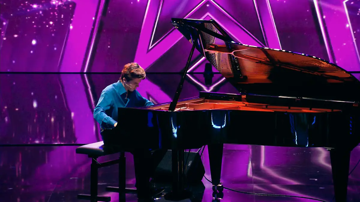 Michael Andreas begeistert mit magischen Klängen Das Supertalent 2018: Show 5