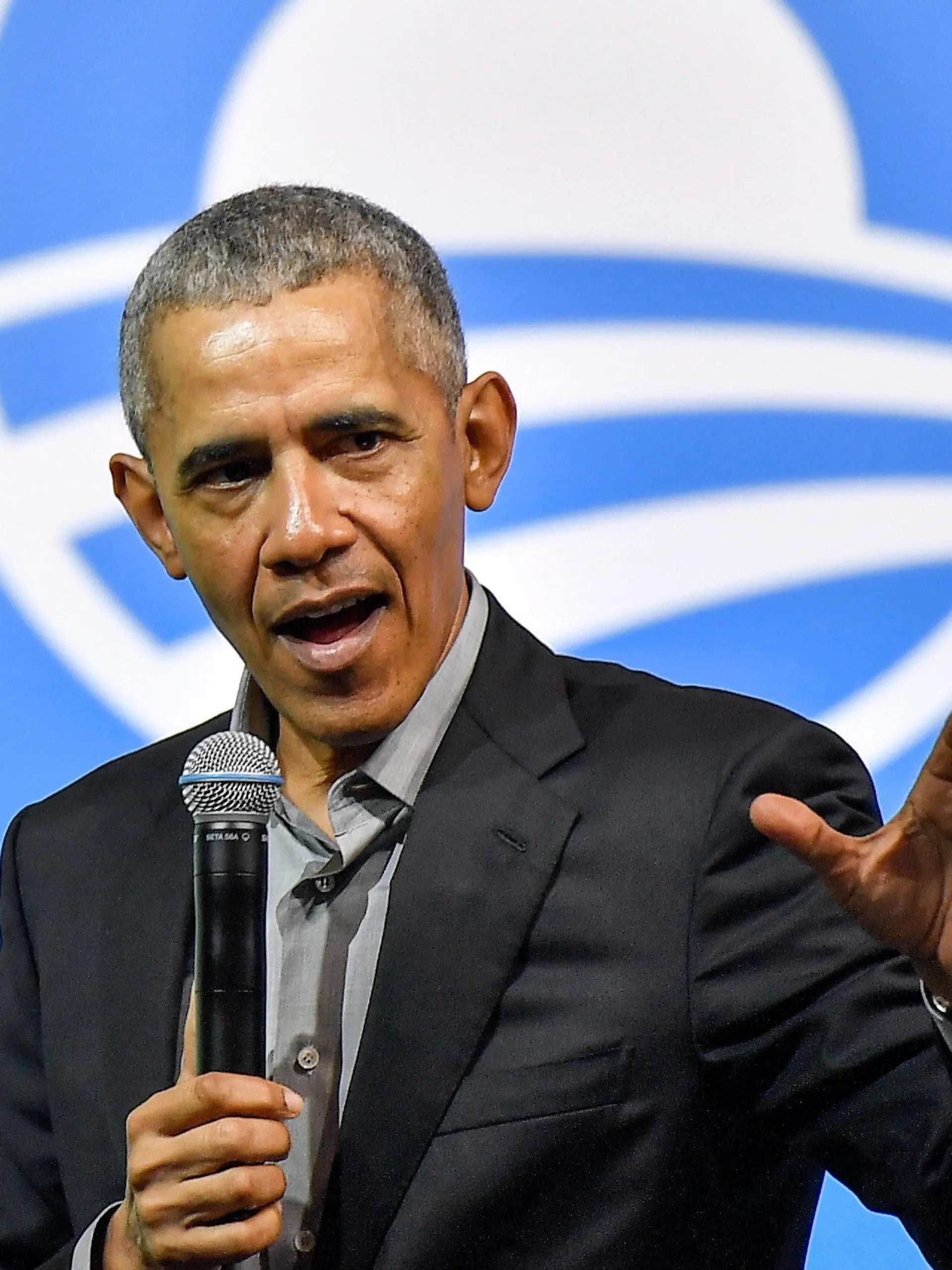 13.12.2019, Malaysia, Kuala Lumpur: Barack Obama, ehemaliger Präsident der USA, spricht während einer Veranstaltung der Obama Foundation. Foto: Shafiq Hashim/BERNAMA/dpa +++ dpa-Bildfunk +++