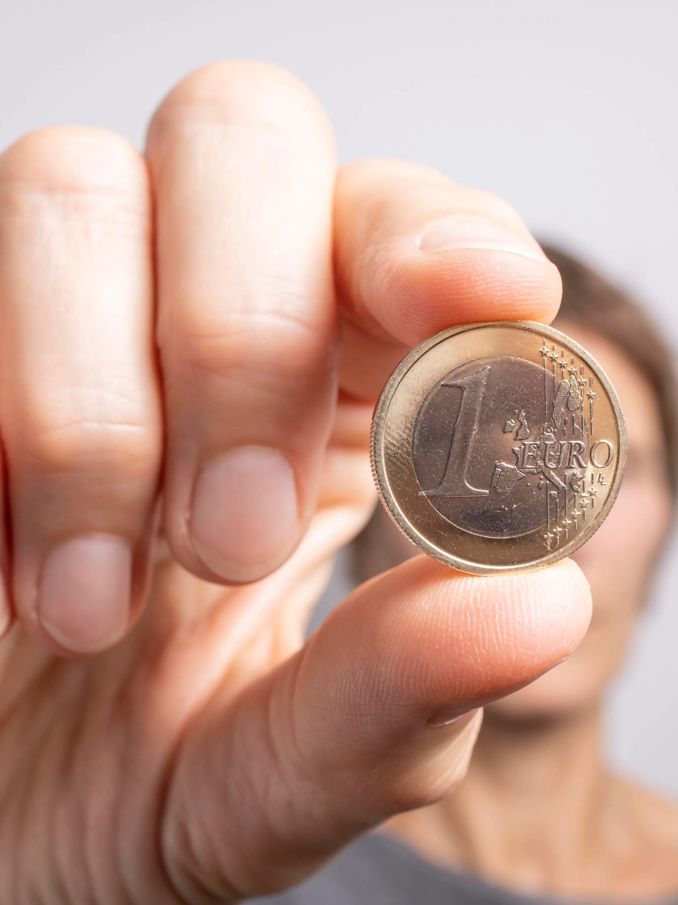  1 euro *** 1 euro ltp-fyr,model released, Symbolfoto