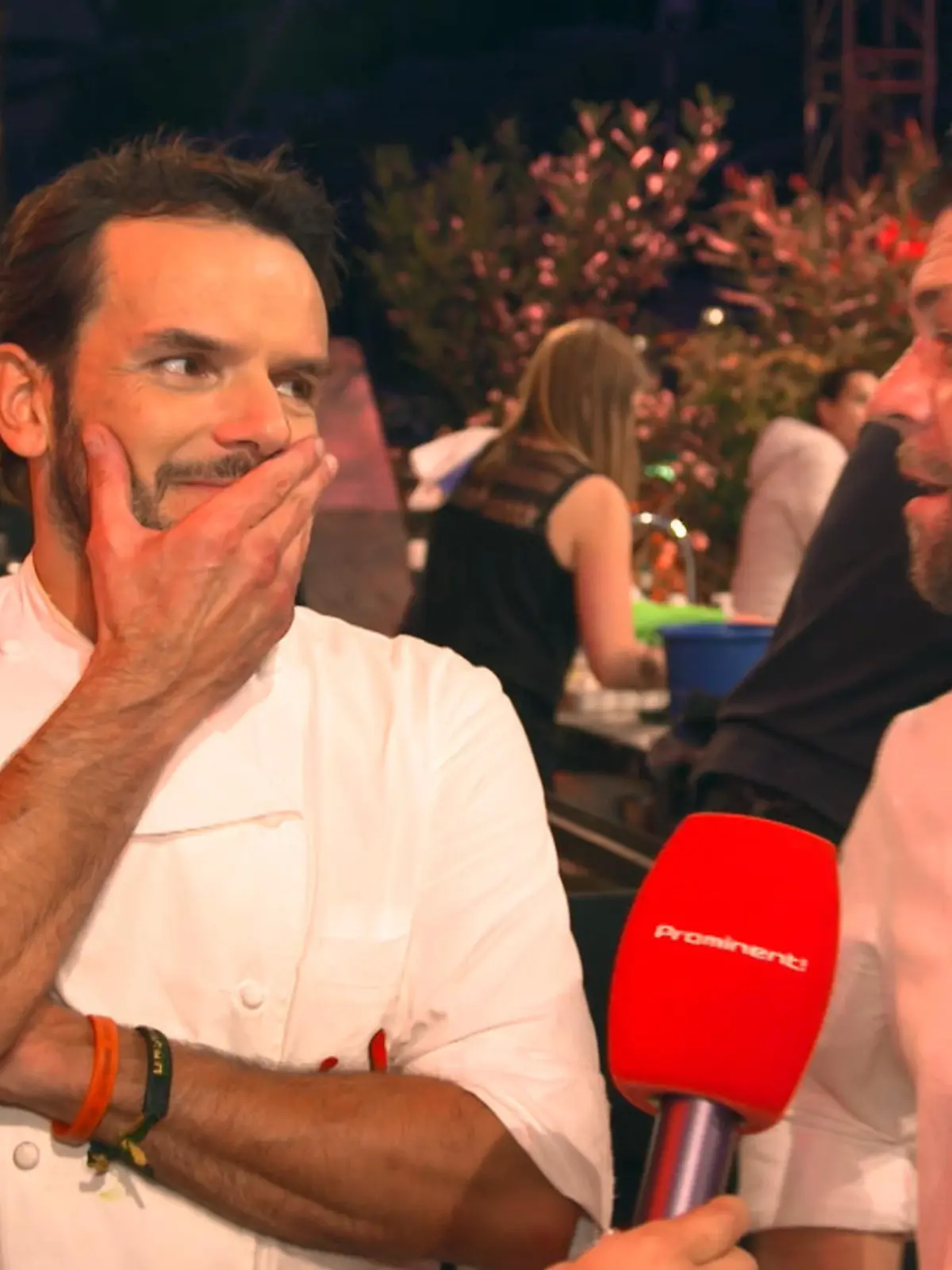 Bild zu: "Steffen Henssler: "Das war eine enge Geschichte""