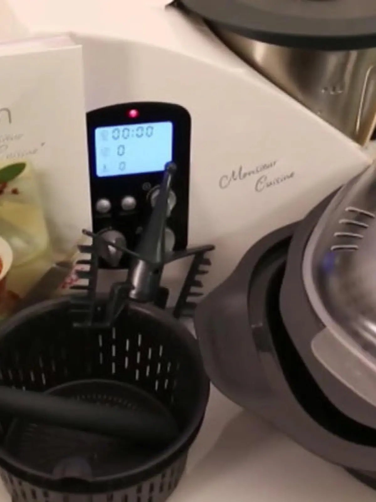 Bild zu: "Thermomix: Was können die Geräte von Aldi und Lidl?"